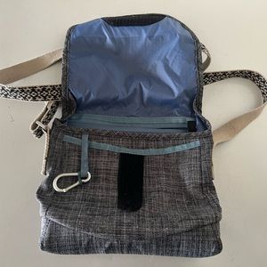 Cute Keen Cross Body